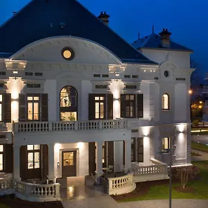  Appart hôtel Domitys Le Parc De Jade France